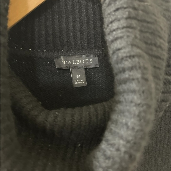 Banana Republic Size M Black Sherpa Quarter zip Nordic Design Bodice Pullover - Picture 3 of 5